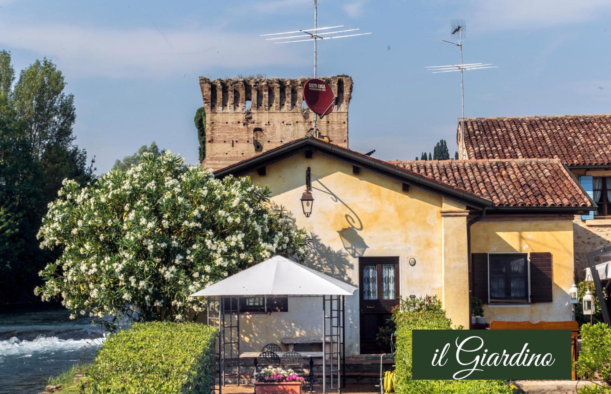 Il Borghetto Vacanze Nei Mulini Валеджо-суль-Мінчо Номер фото